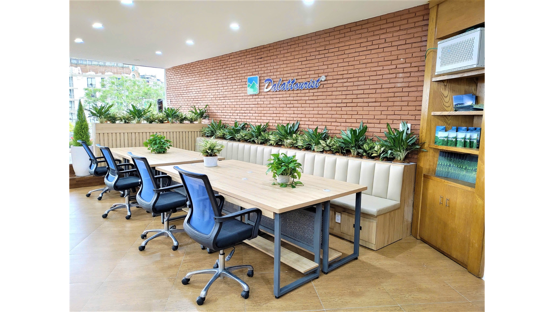 Nội thất văn phòng làm việc và phòng họp tại Đà Lạt